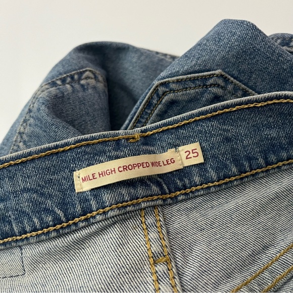 Levi’s • Mile High Wide Leg Crop Blue Jeans - Picture 5 of 7